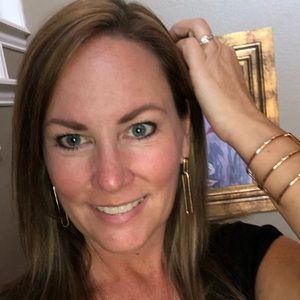 Meet your Posher, Jen